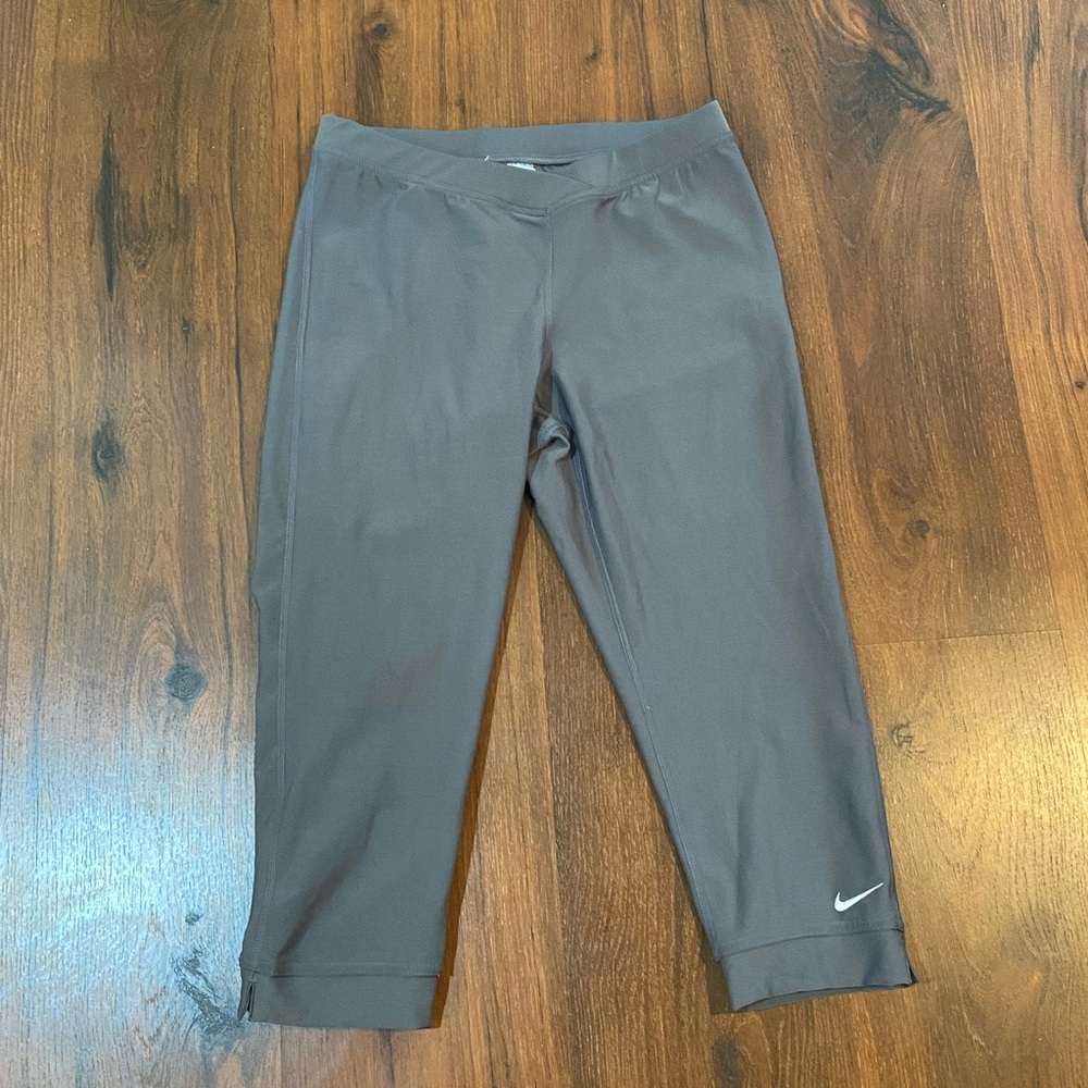 Nike Dri Fit Leggings Grey Size Large ✨